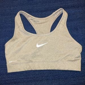 Nikes sports Bra